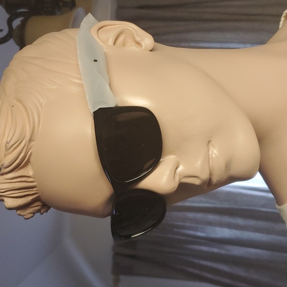 Coach L1641 Hudson Rectangle Sunglasses Choose one from 2 colors- Firm Price - Picture 12 of 12